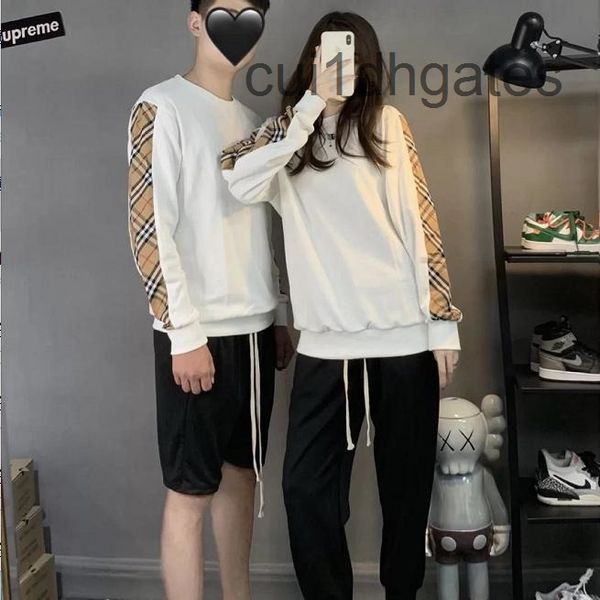 

2022 designer burb hoodies online store the new plaid splicing round neck sweater is men's casual and simple f, Black