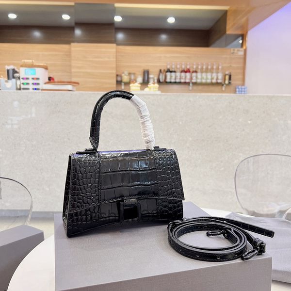 

designer crossbody tote bag handbag fashion shoulder bag genuine leather hourglass xs bags 2022
