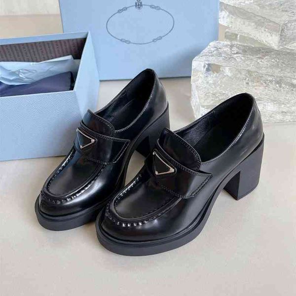 

high dress shoes heeled shoes women's autumn thick small leather genuine round headed temperament ladies' versatile ihgj, Black
