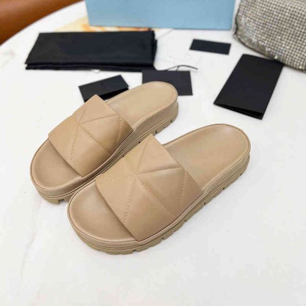 

slippers muffin sandals for women to wear out in summer fashionable and comfortable flat bottomed pregnant pedal on beach flip, Black
