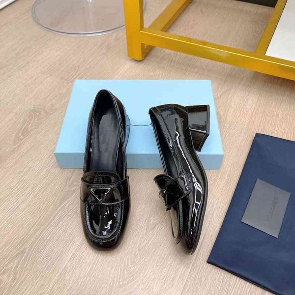 

wear dress shoes french style single shoes outside. women's autumn women's shallow mouth thick heel square head medium leoford 6f4, Black