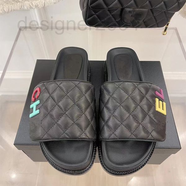 

slippers designer c's 2022 new small fragrance candy colored letter rhomboid slippers wear thick soled flip flops 2xf7, Black