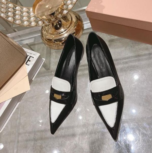 

2022 cat miu pointed heel leather shoes women stitching new gold shallow mouth high-heels nose retro ladies banquet wedding vacation low hee, Black