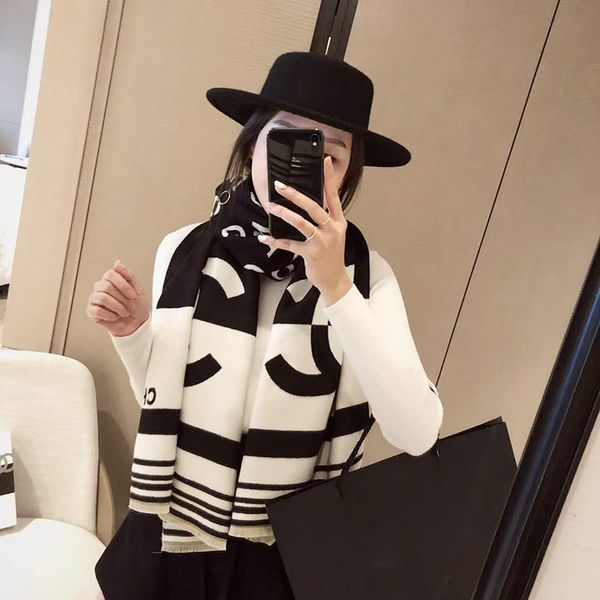 

Winter Cashmere C Scarf Luxury Brand Design Shawl For Women Fashion Thickening Soft Shawl Wrap Female Pashmina Lady Shawls Bufanda MPFG