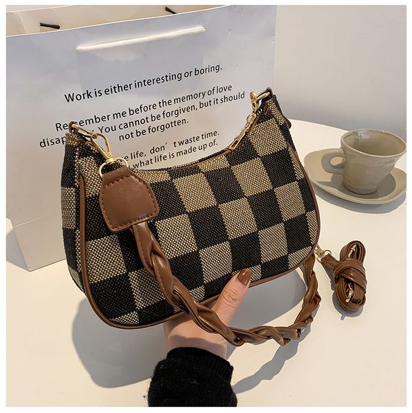 

hbp net red retro checkerboard ladies underarm bag fashion wallet 2023 autumn winter new trendy all-match one-shoulder messenger texture com