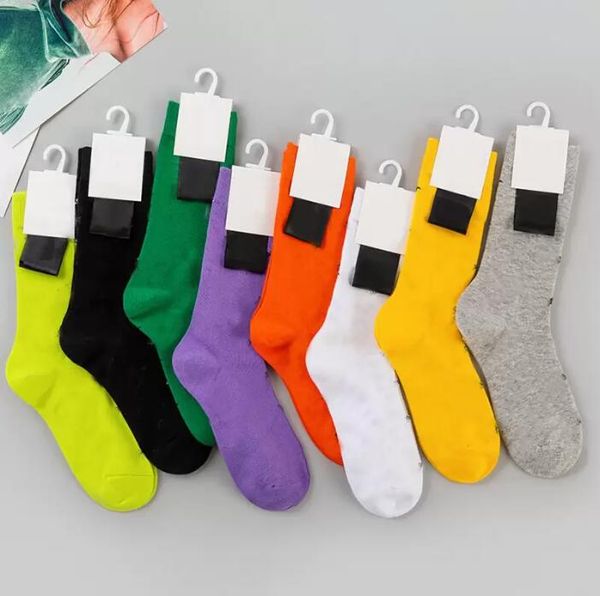 

textile men women socks fashion underwear lover chaussettes b a letter printed long sock skateboard sports socks designer stockings
