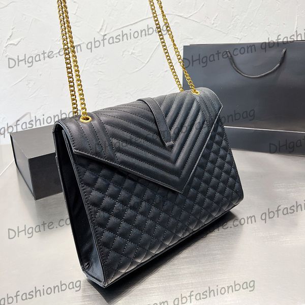 

womens jumbo envelope messenger quilted bags v-stitch check plaid caviar leather calfskin black grey red white pink green ghw crossbody shou