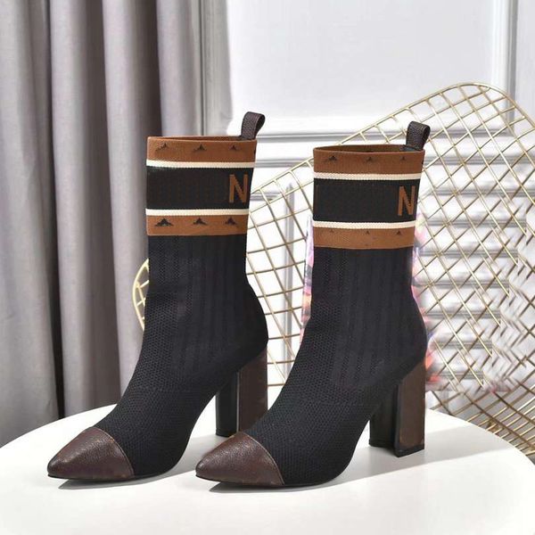 

luxury designer women boots letter louiseity cowboy heel boot fashion woman winter viutonity tabi booties hjtd, Black