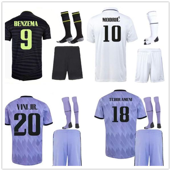 

benzema men football kit 2022 2023 soccer jersey shorts socks vini jr camavinga tchouameni alaba hazard modric, Black