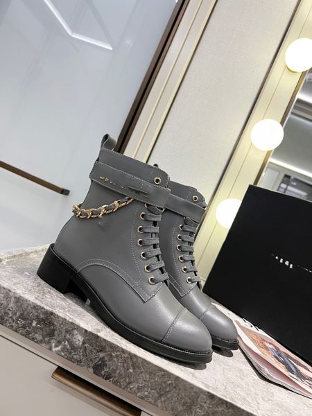 

shoes designer version pure hand 2022ss cha xiaoxiang ladies lace chain martin boots, Black