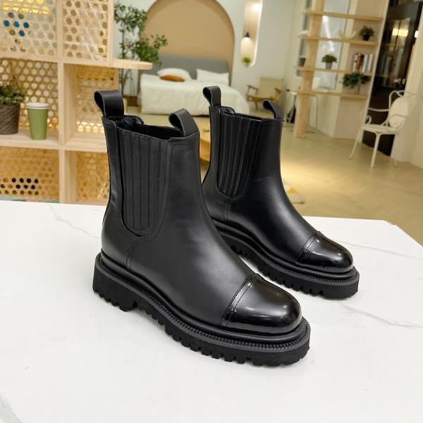 

2023 luxury womens designer boots ankle leather women boots desert boot real leathers winter designer heels with box, Black