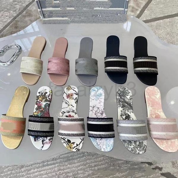 

slippers designer d family embroidered letter slippers women's outer wearing leather versatile fashion flat bottom flip flops sandals, Black