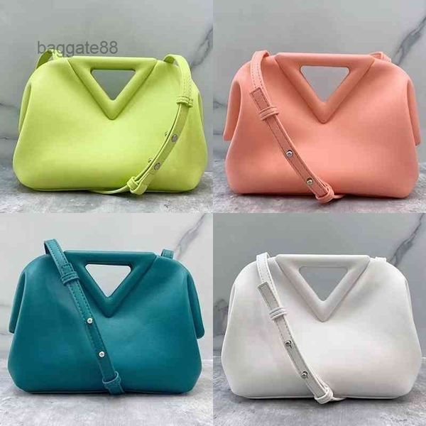 

venetas inverted bags triangle bag bottegas 2023 clip luxury package candy color cloud messenger leather hand dumplings ap16