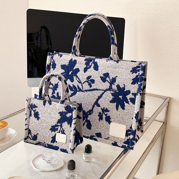 

luxury large capacity women shoulder bags female designers flowers girl shopper bag fashion designer handbags for women canvas tote bag, Black;red