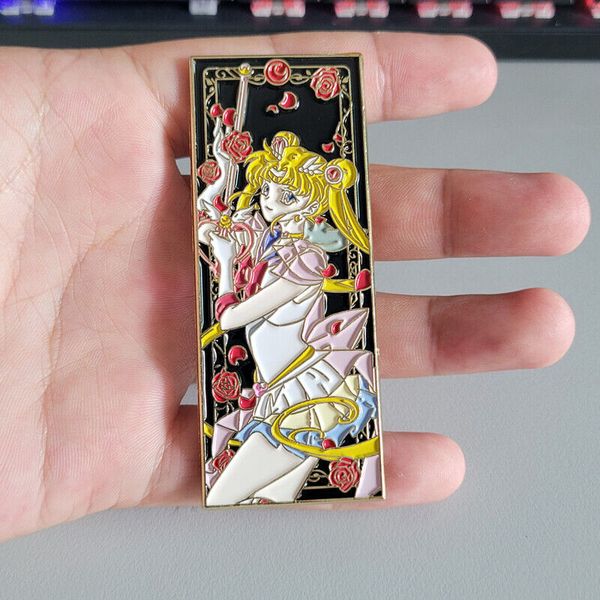 

anime sailor tsukino tsukiki metal badge brooch collection, Gray