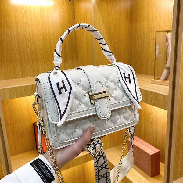 

bag women's bag 2022 new fashion chain messenger leisure texture portable single shoulder small square purses outlet