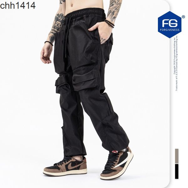

2021 autumn and winter new high street fashion brand solid color tactical multi pocket functional overalls men's loose, Black