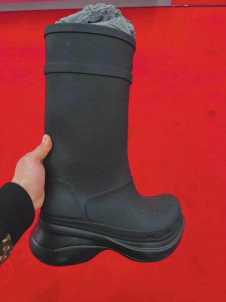 

2022r cross rain boots rubber round head luxury waterproof jointly, Black
