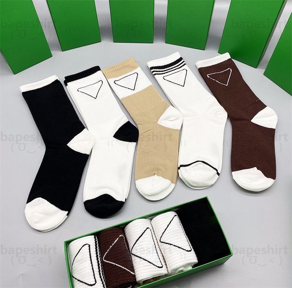 

triangle print stockings hipster designer women's socks outdoor windproof warm luxury fabric comfortable hosiery, Black;white