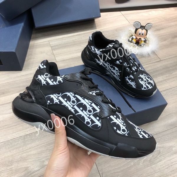 

2022 martin boots short boots desert boots lace-up shoes classic women 's thick sole fashion metal buckle casual autumn and winter xt22, Black