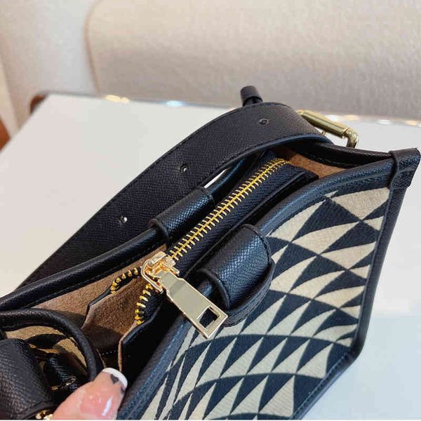 

shoulder bags triangle print small tote bag women crossbody bags fashion handbag designer female purses 220510