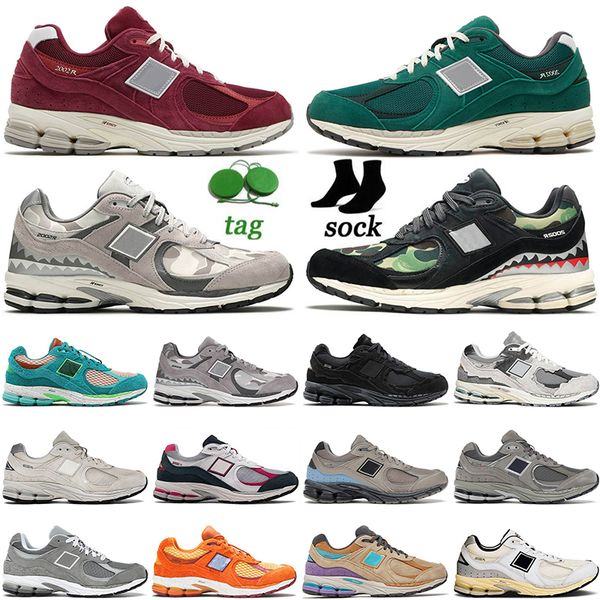 

original mens women casual shoes 2002r bb2002r atlas lemon haze black green grey camo incense white designer trainers sneakers eur 36-45 wit, White;red