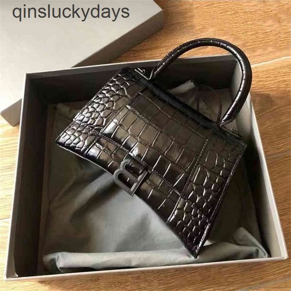 

handbag balenciga italy designers high sense home b crocodile hourglass bag 2022 new leather one shoulder