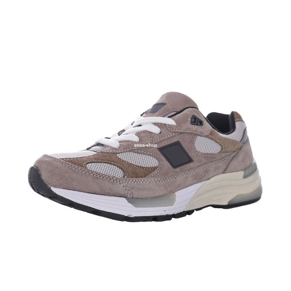 

992 sports shoe for men m992 sneakers mens suede running shoes women leather training womens trainers m992jt, White;red