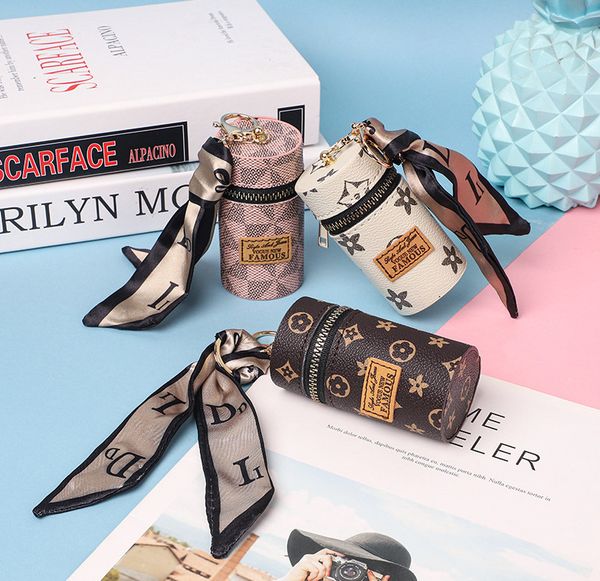 

designer kids circular purse girls silk scarves key chain children floral triangle pu leather pendant luxury mini wallet q8600, White