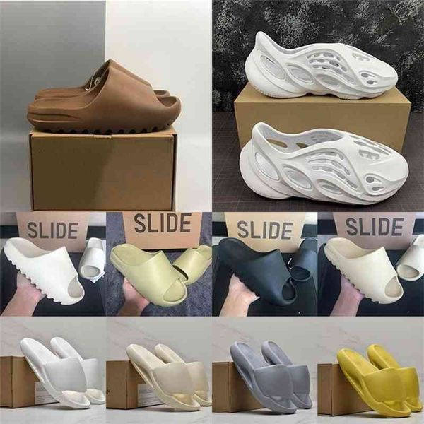 

slipper kanyes yeesys fashion slides men 2022 women core bone earth brown pure desert sand foam triple white black outdoor sandals summer