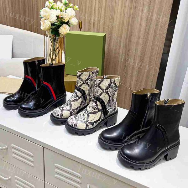 

2022 designer boots solid stripes ankle boots star shoes leather winter outdoor platform lady martin boot box dustbag size35-42, Black