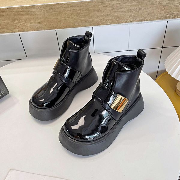 

2022 new winter women's boots wedge ankle boots rubber women fashion thick sole autumn platform heel retro motorcycle patent leather go, Black