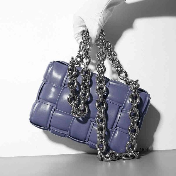 

handbags designer bottegas wholesale venetas highgrade woven womens cloud pillow leather lattice chain bag slung 2022 fashion hand l wan
