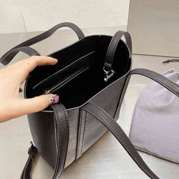 

totes tote bags handbag for women high-quality shopping plain fashion messenger shoulder retro leather designer lady wallet 1028