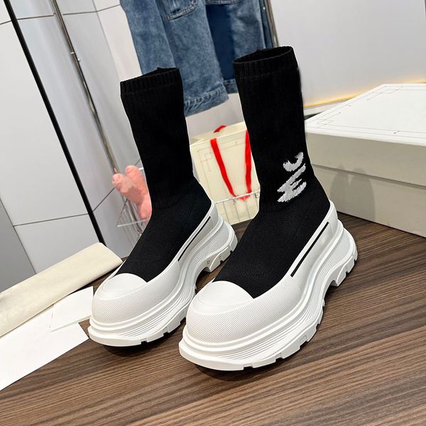 

2023 ladies knitted elastic socks boots shoes high-end designer thin martin boot miss thick bottom breathable joker short elastic casual wom, Black