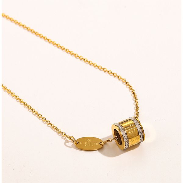 

necklace luxury designer necklaces pendant choker pendant chain fashion women plated stainless steel letter statement jewelry accessories ad, Silver