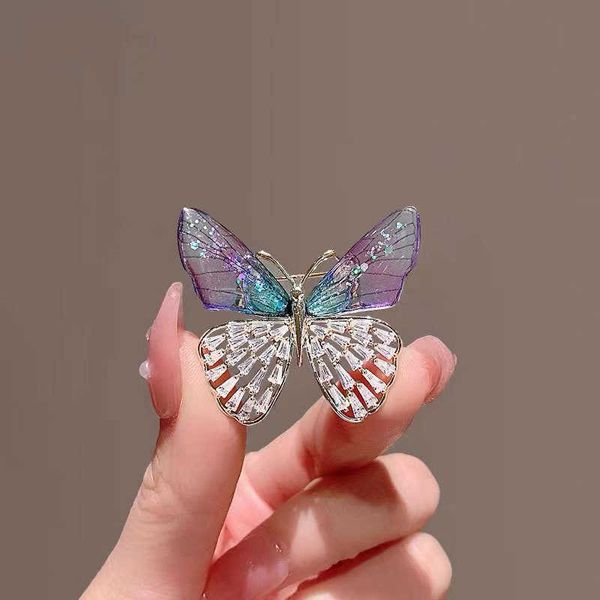 

fashion zircon gradient butterfly wing brooch female korean temperament high-end coat suit brooch anti light pin, Gray