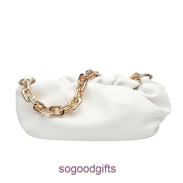 

pouch bag designer bottegas handbags women venetas clutch bags bag new 2022 diagonal straddle single shoulder bag thick chain cloud soft lea