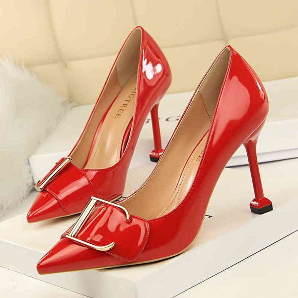 

278-6 sandals style profional women's shoes high heels thin patent leather shallow mouth pointed metal belt buckle single, Black