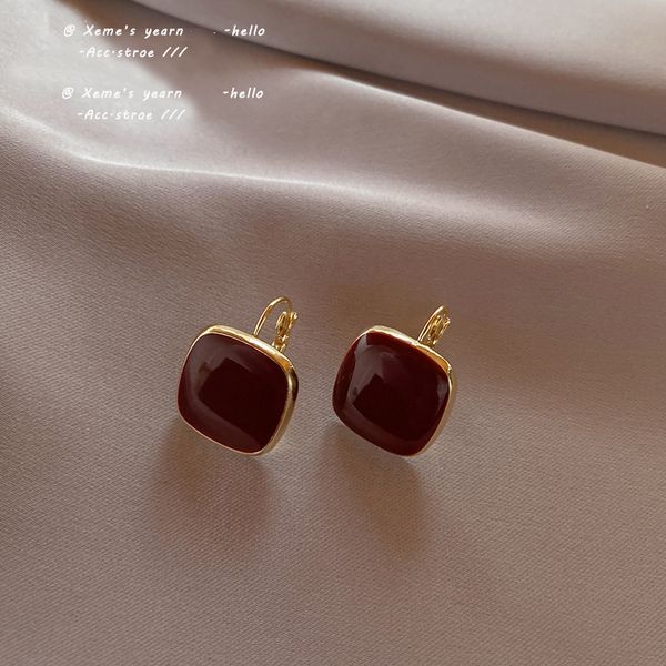 

2021 vintage literary temperament morandi wine red square earrings korean fashion jewelry party girls simple earrings for woman, Silver