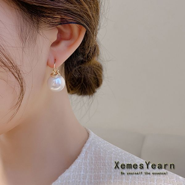 

french retro elegant white large pearl pendant drop earrings for woman korean simple jewelry girl's christmas party accessories, Silver