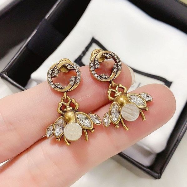 

brand designer earring women stud luxury bee pendant rhinestone crystal double letter shape 925s silver jewelry, Golden;silver
