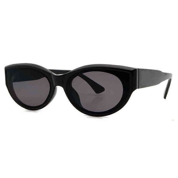 

sun glass new small frame fashion neutral sunglasses men's and women's sunglasses, White;black