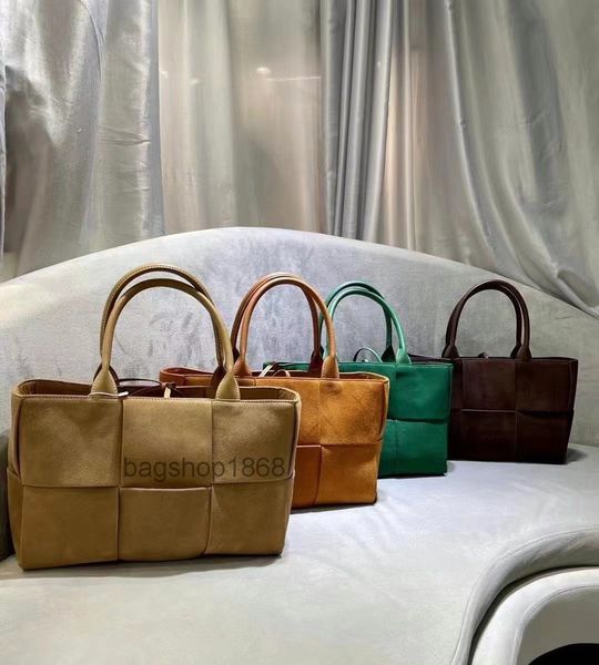 

22s designer bag velvet classic ho bo knotted bag for winter mini jodie clutch bags fake goat's hair woven slip tote big capacity nubuc