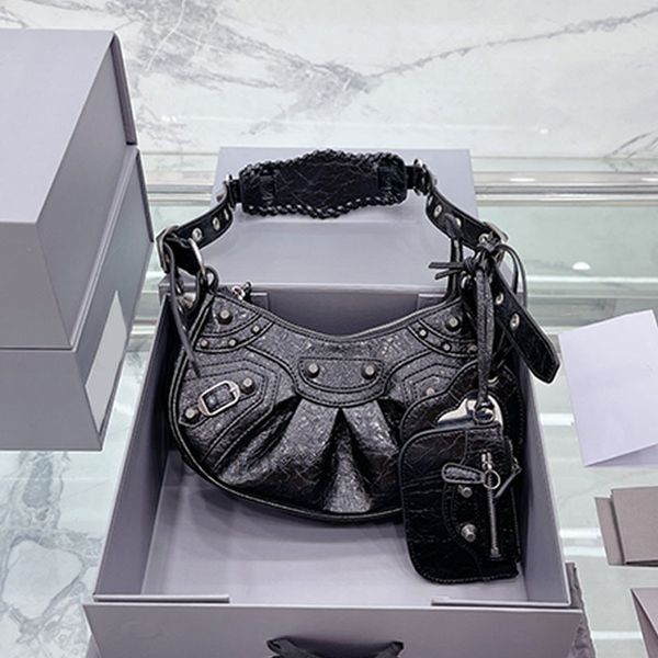 

genuine leather luxury bag 2022 cool hobos bags handbag crossbody axillary pleated shoulder motorcycle bags rivet purse sheepskin