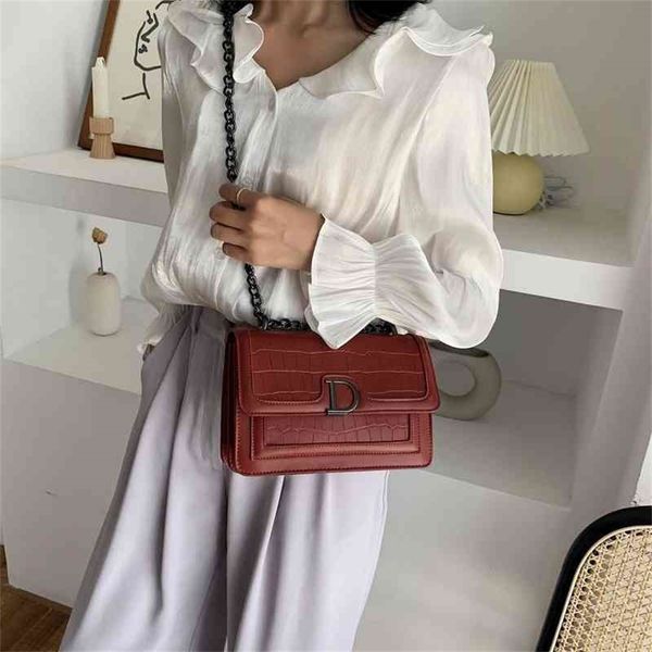 

59% off shoulder bags on sell luxury hand chain messenger d-lock leisure small square
