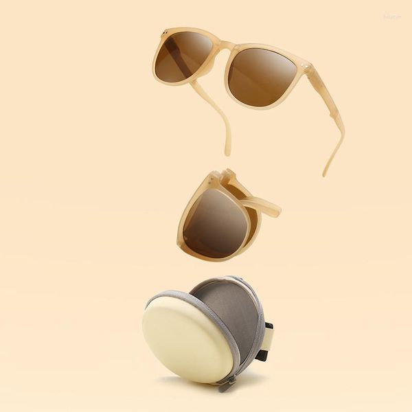 

sunglasses portable foldable simple folding mens womens fashion retro vintage driving mirrored eyewear, White;black