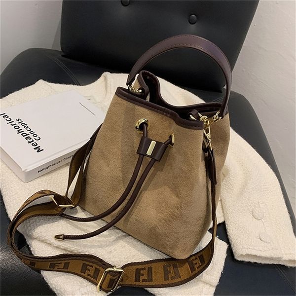

90% off evening bags online sales women's bags can be customized and mixed batches this year's autumn versatile portable bucket