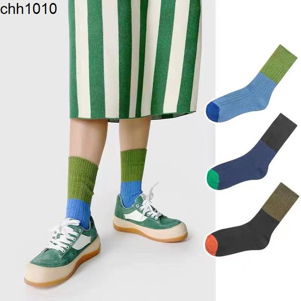 

men's contrast color thick line for men and women ins tide in winter thickened solid color stack stockings medium tube cotton, Black