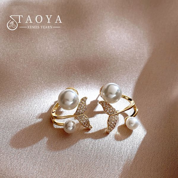 

2022 new elegant mermaid tail shape pearl earrings korean fashion jewelry for womans gift party sweet temperament accessories, Golden;silver